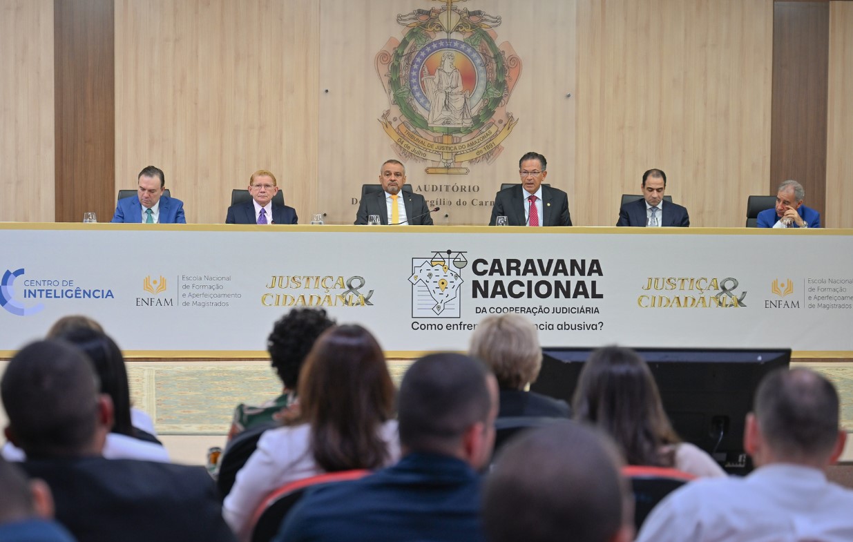Corregedor-geral de Justiça do Amazonas participa da Caravana Nacional da Cooperação Judiciária realizada em Manaus