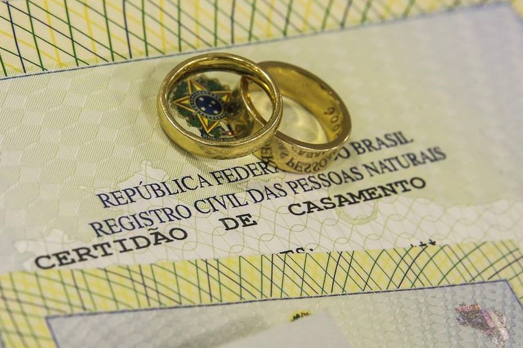 Certidão de Casamento EBC