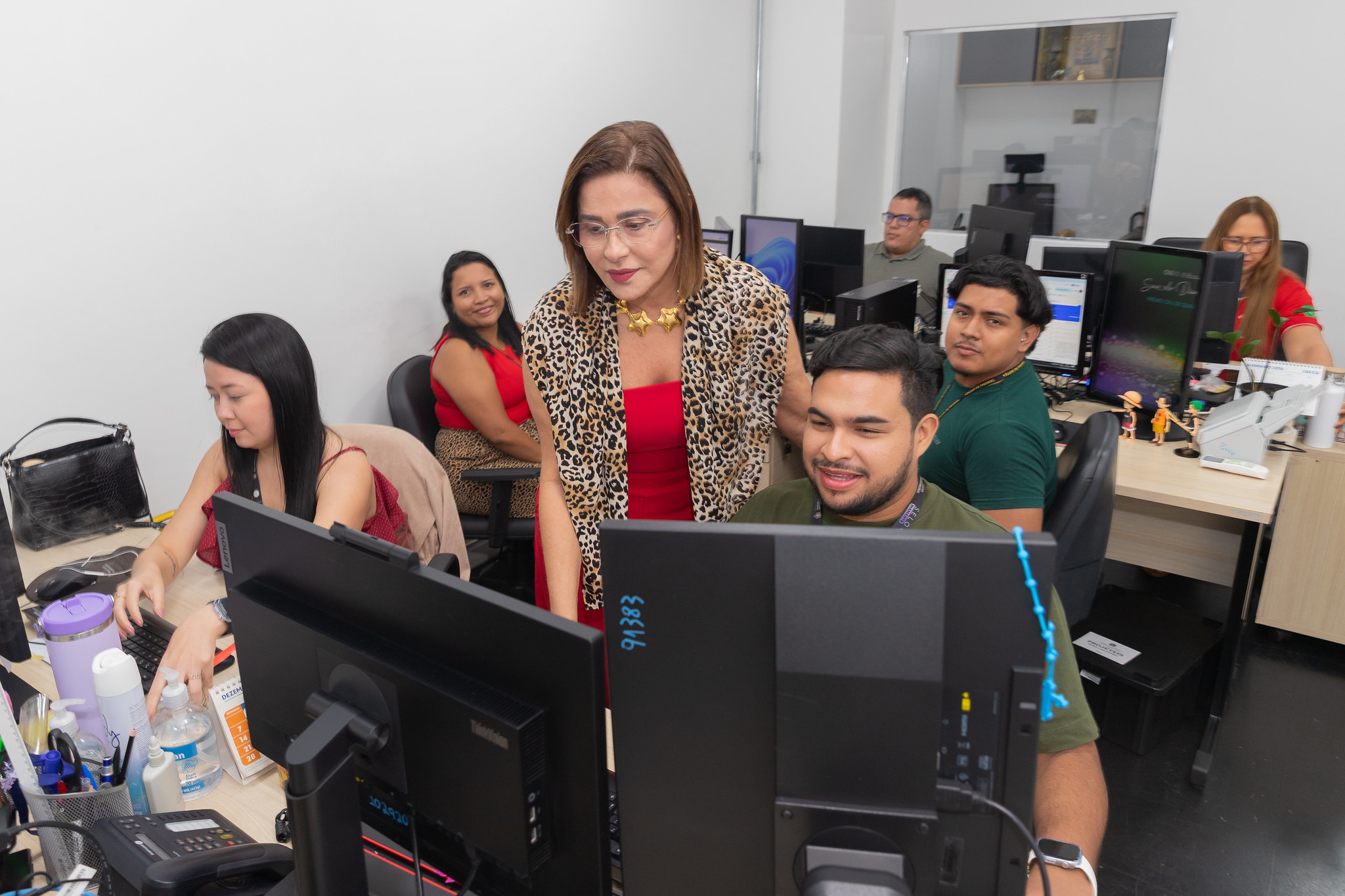 Equipe da Divisão Geral de Bens Judiciais Apreendidos do TJAM 