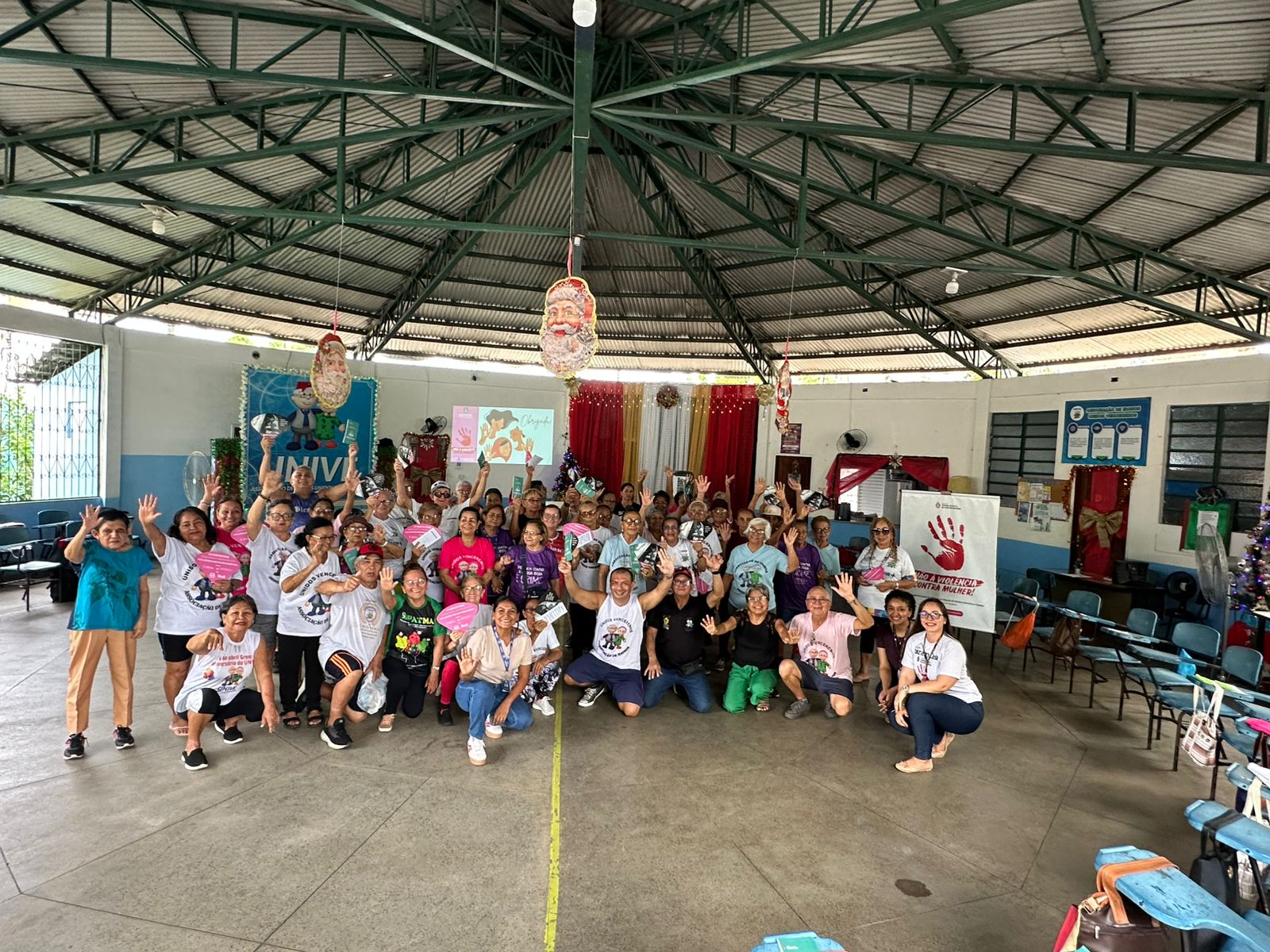 Maria vai a comunidade PRINCIPAL