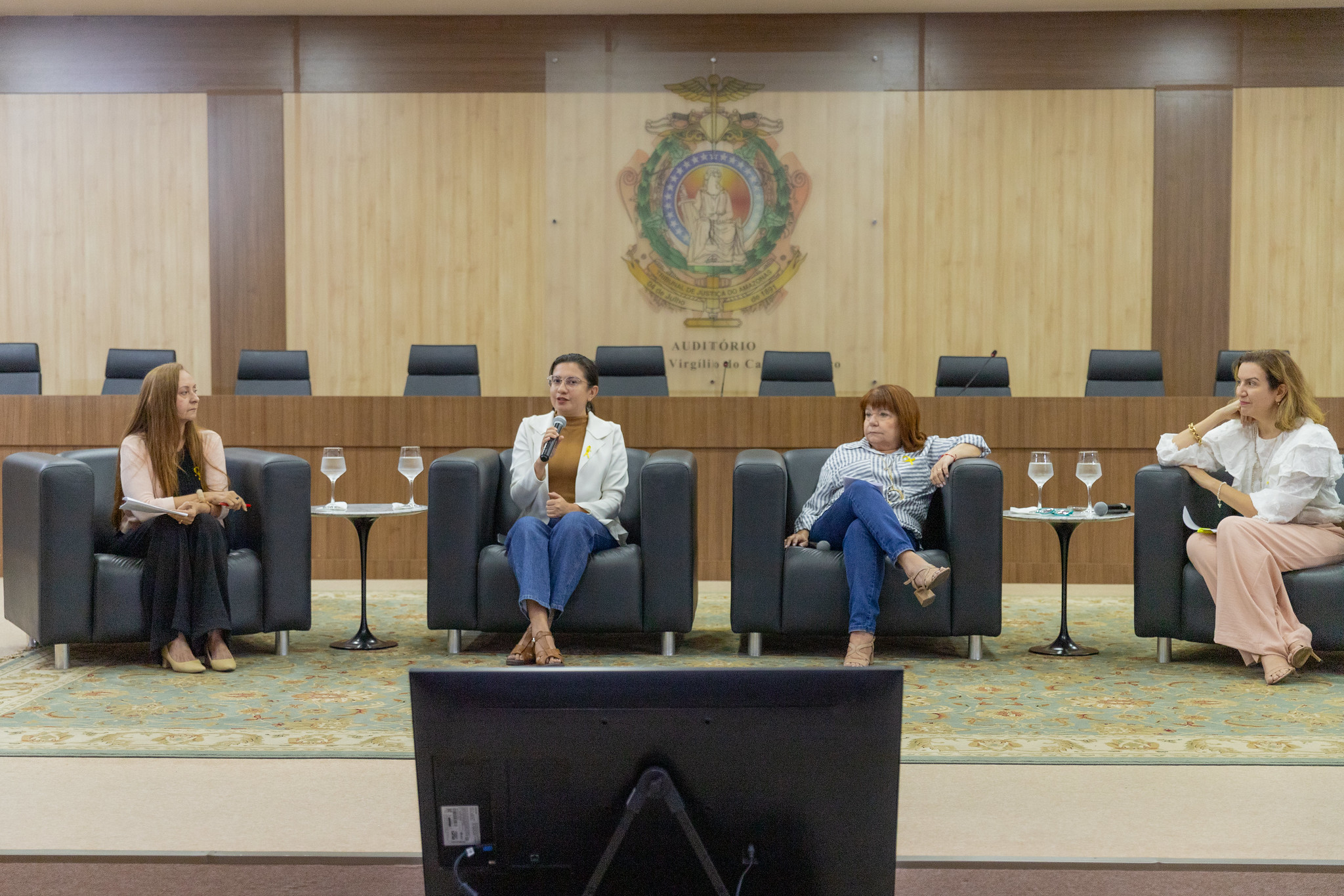 Roda de Conversa com magistrados e servidores com temas do setembro amarelo 4
