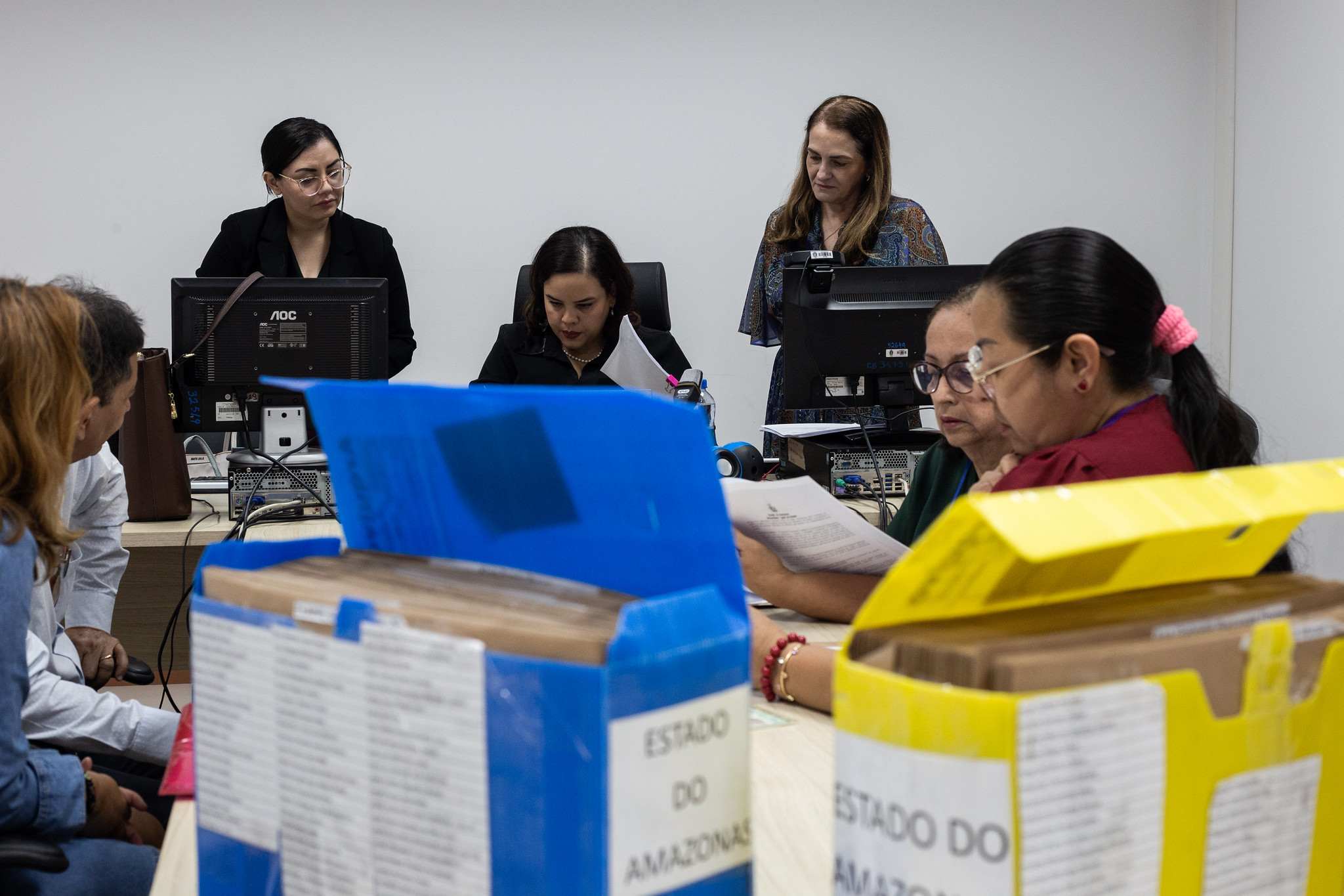 Foto mostra movimentação do público durante mutirão de acordos pré-processuais realizado no dia 18 de agosto de 2025