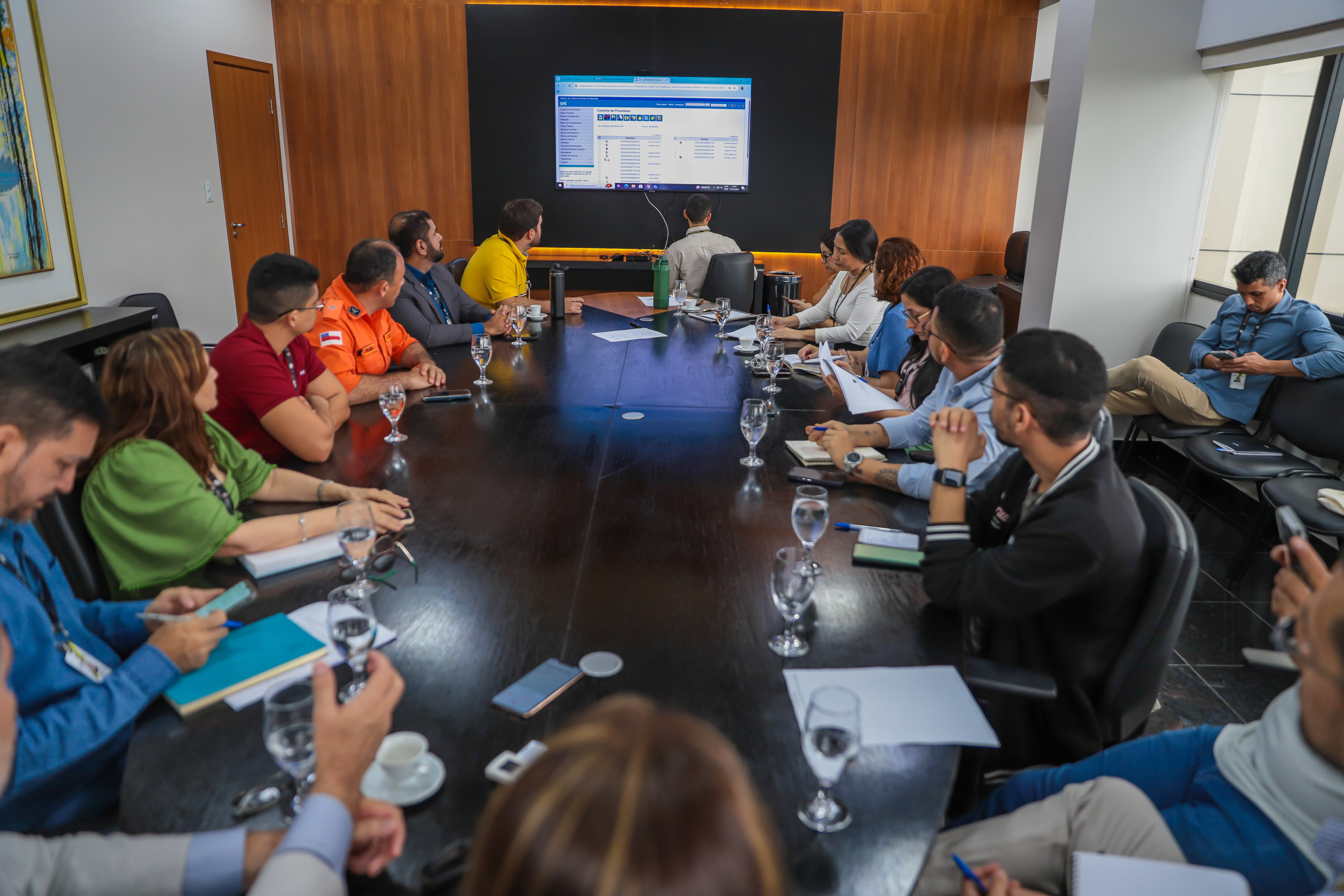 Reunião com integrantes do grupo de trabalho responsável pelo Plano de Contingência 4