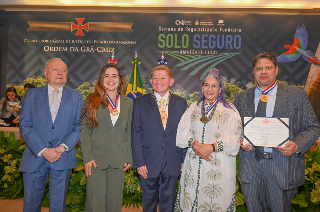 Outorga da Medalha da Ordem da Grã Cruz In Memoriam 03