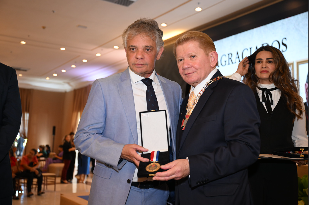 Outorga da Medalha da Ordem da Grã Cruz In Memoriam 5