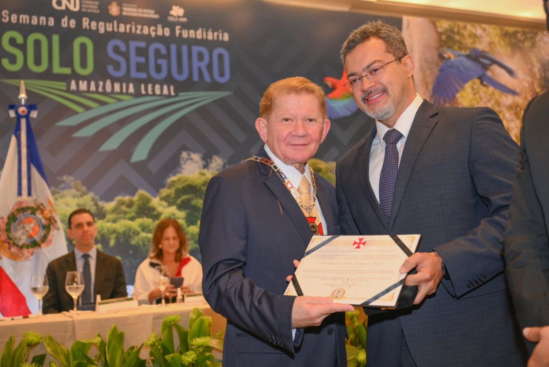 Outorga da Medalha da Ordem da Grã Cruz In Memoriam 6