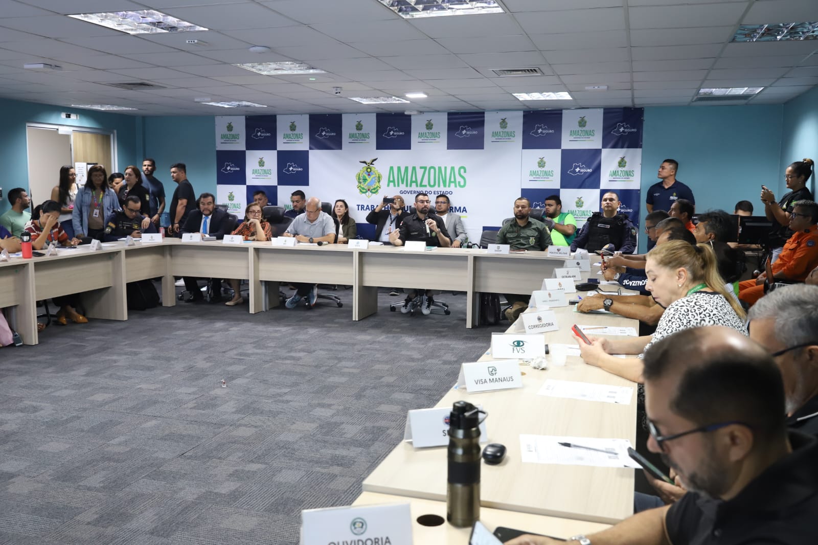 Ciaca Crianças encontradas em eventos de Carnaval em desacordo com as normas ...