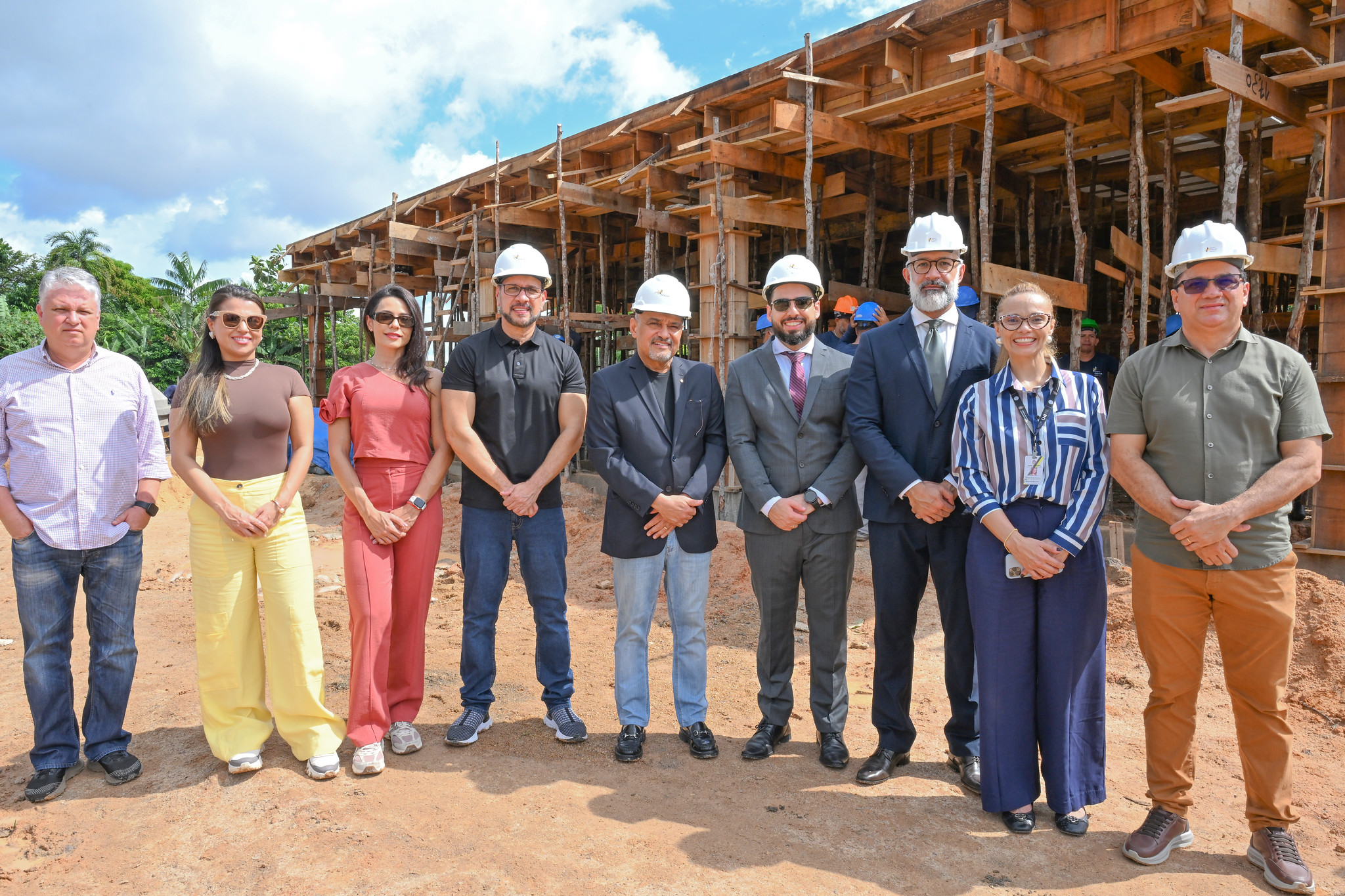 Presidente visita obras de construção do fórum de Manicoré