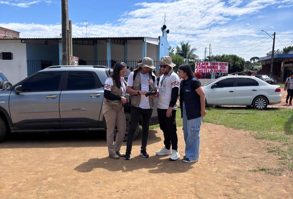 Foto mostra atendimento técnico em Iranduba