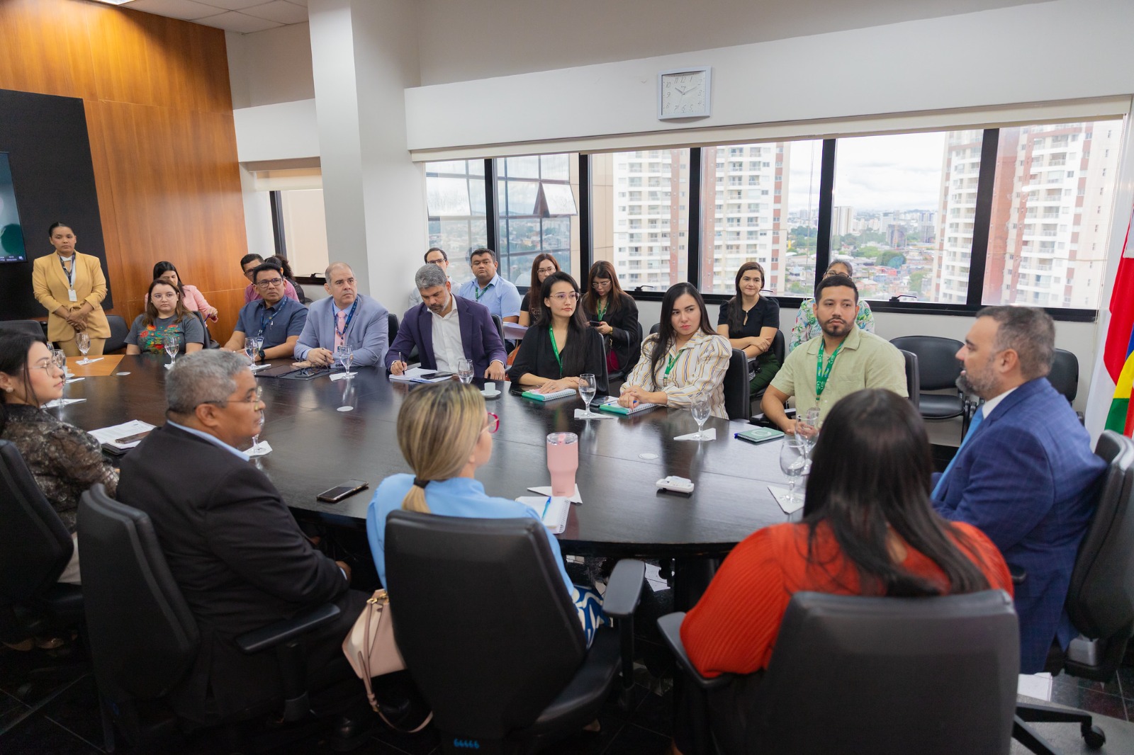 Foto mostra a reuniao do setor de precatorios do TJAM realizada dia 9/2/2026