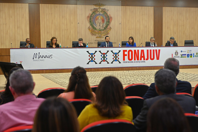 Fonajuv reunião