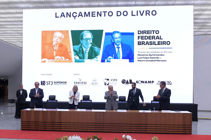 Lançamento de livro STJ int1