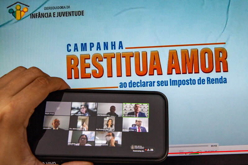 Restitua amor lançado