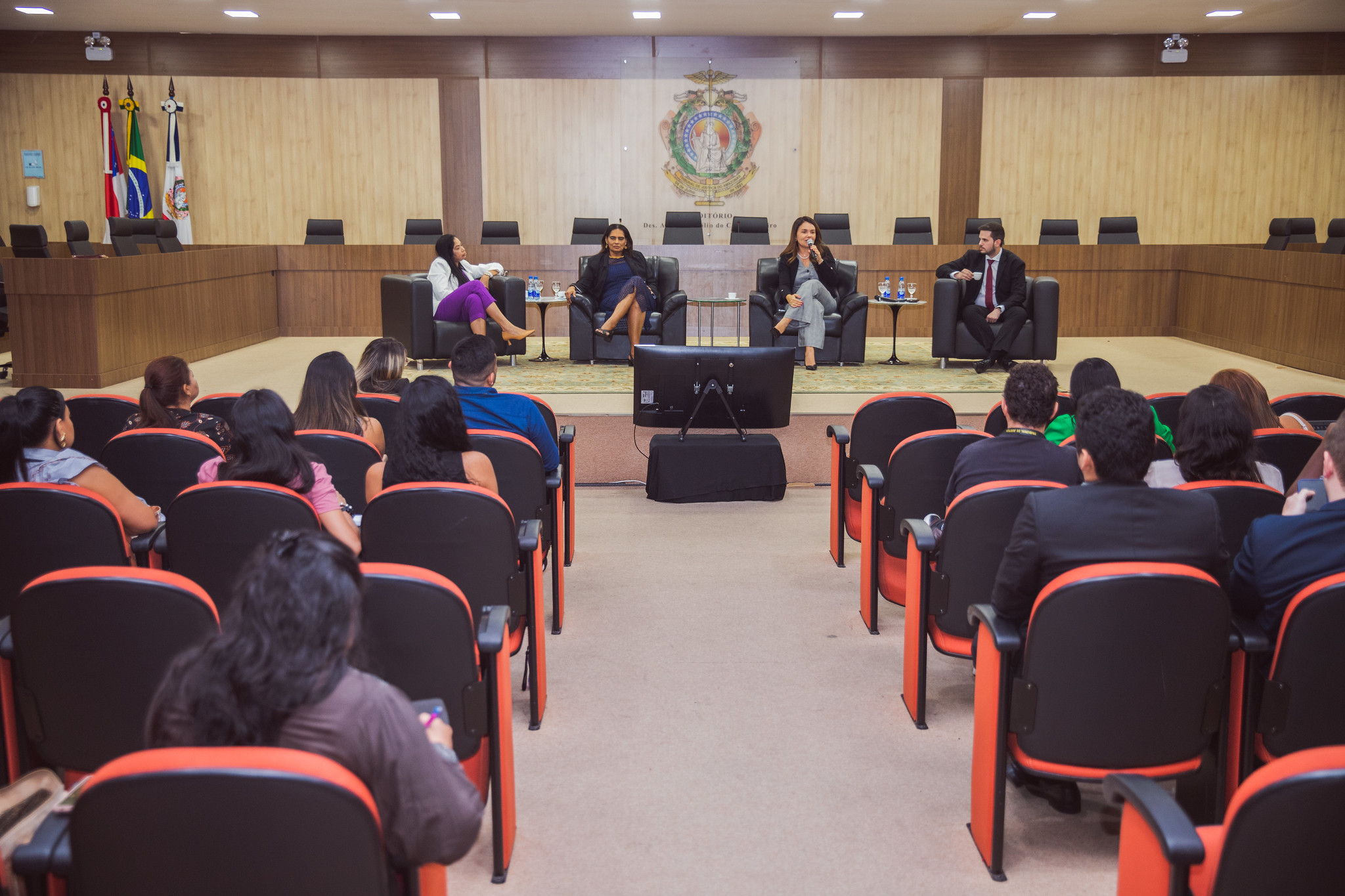 Tribuna jurídica