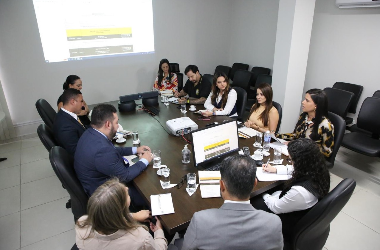 Visita técnica de representantes da CGJAM ao TJTO 