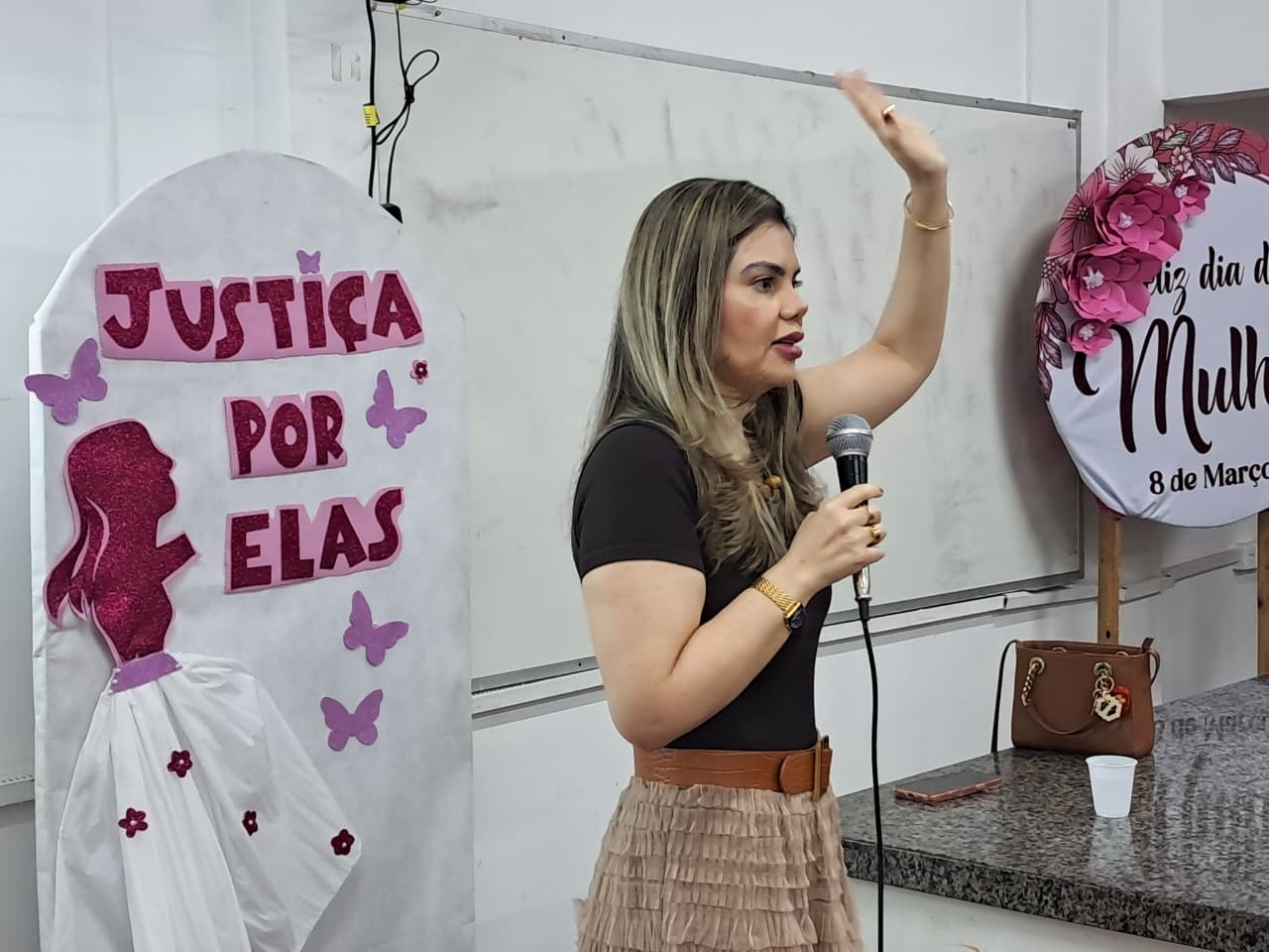 e065c316 126d 4608 a089 49c8d052e4ff